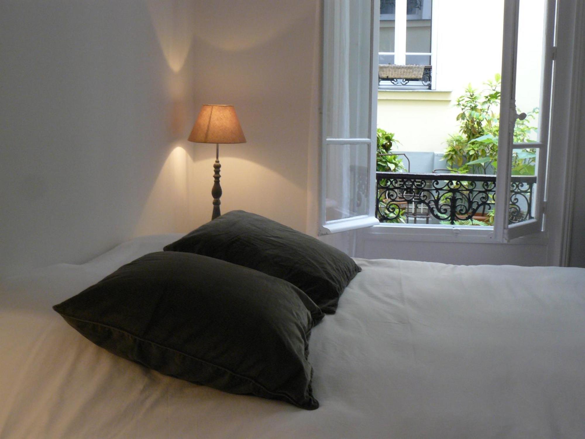 La Cour Du 5Eme - Chambre D'Hotes Paris Exterior foto